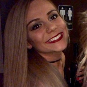 Meet your Posher, Brianna